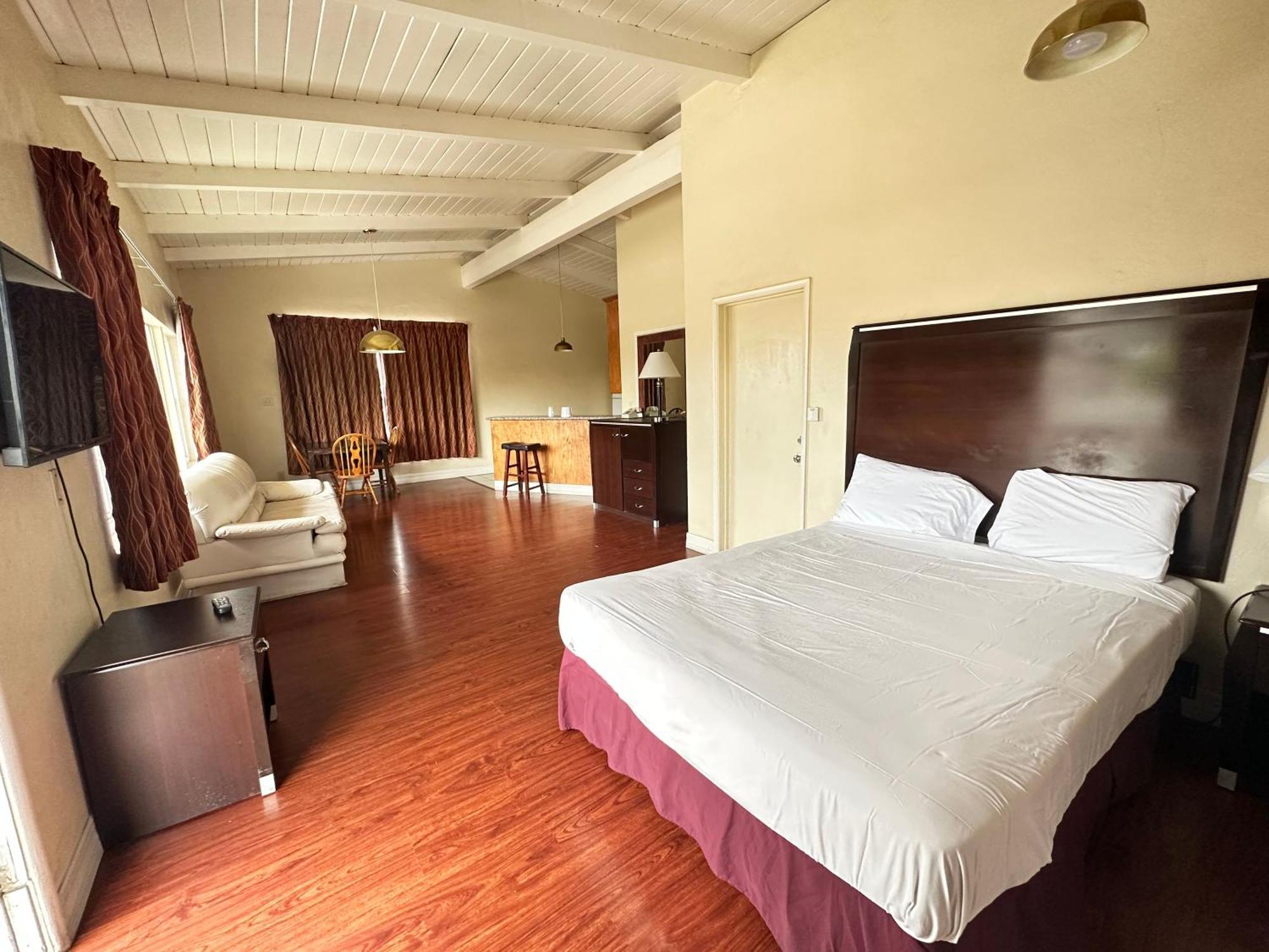 Town And Country Inn Santa Maria  Dış mekan fotoğraf